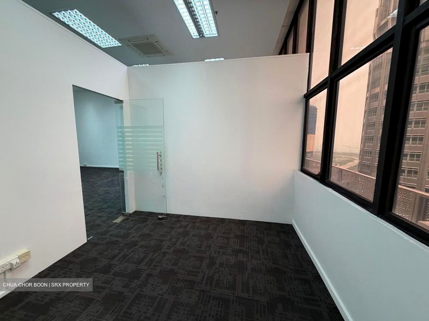 International Plaza (D2), Office #638997311